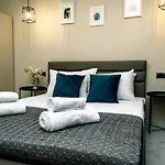 Miracle Luxury *