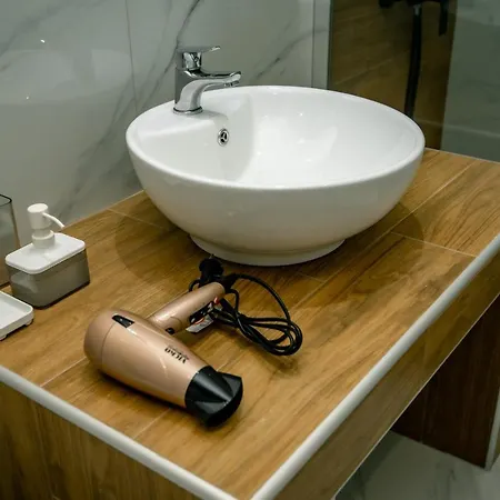 Miracle Luxury * Περαία