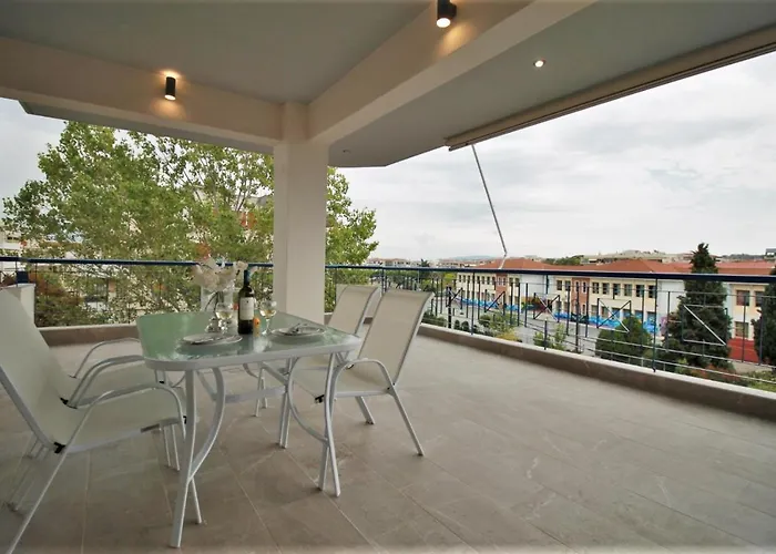 Miracle Luxury Apartmán Peraía